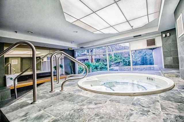 Additional image 32 of 20 Cherrytree Dr Unit 1408