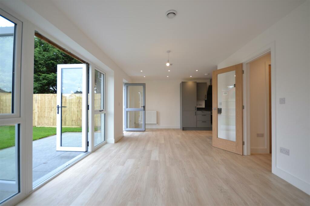 Additional image 2 of Ivy Barns, 7 West Moors Road, Three Legged Cross