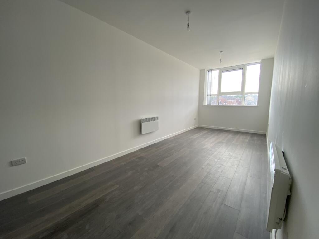 Additional image 4 of Card House, Bingley Road, Bradford, BD9