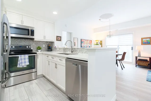 Additional image 8 of 5188 Lakeshore Rd Unit 210