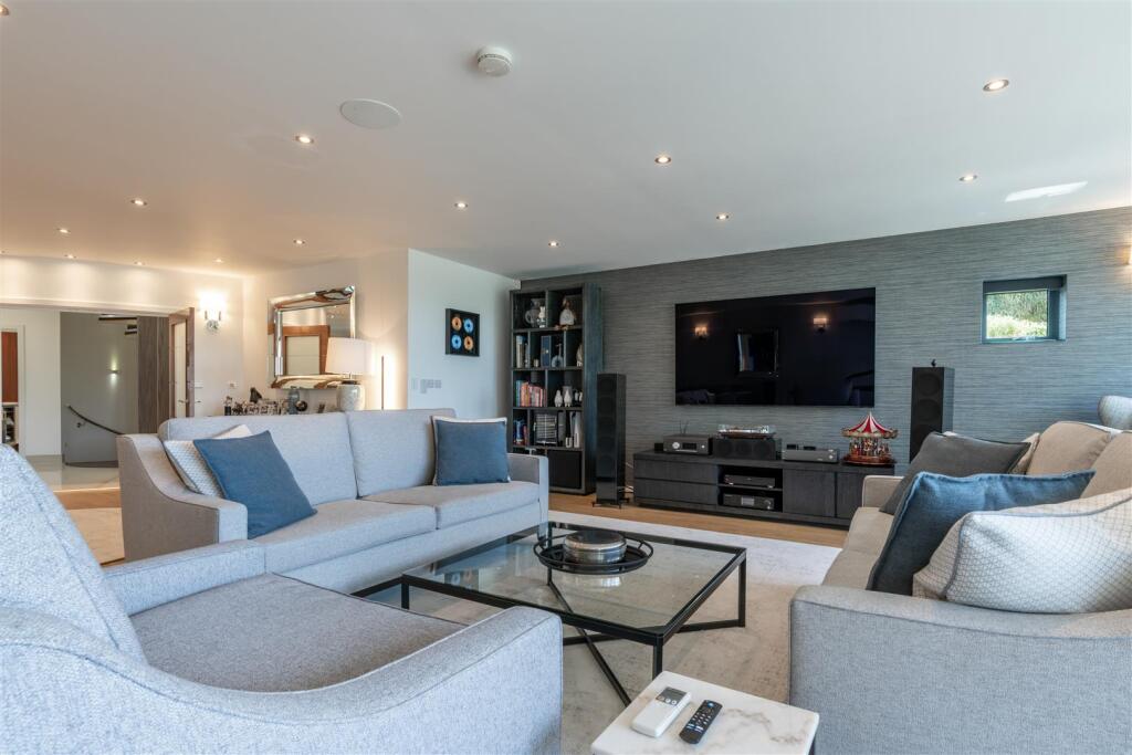 Additional image 8 of Brudenell Avenue, Sandbanks