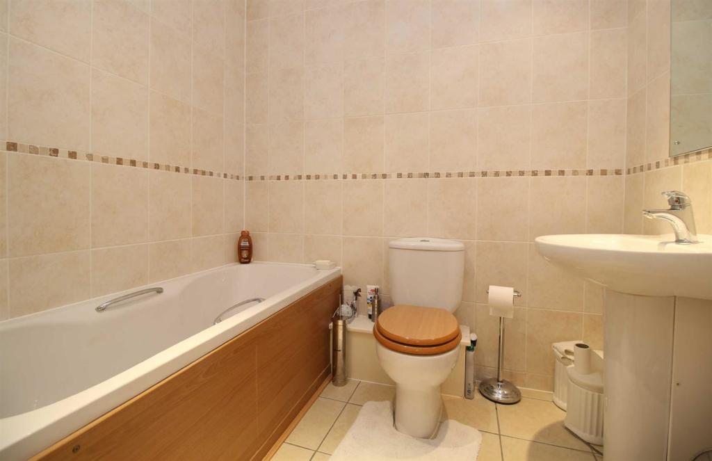 Additional image 6 of Becton Lane, Barton On Sea, Hampshire, BH25