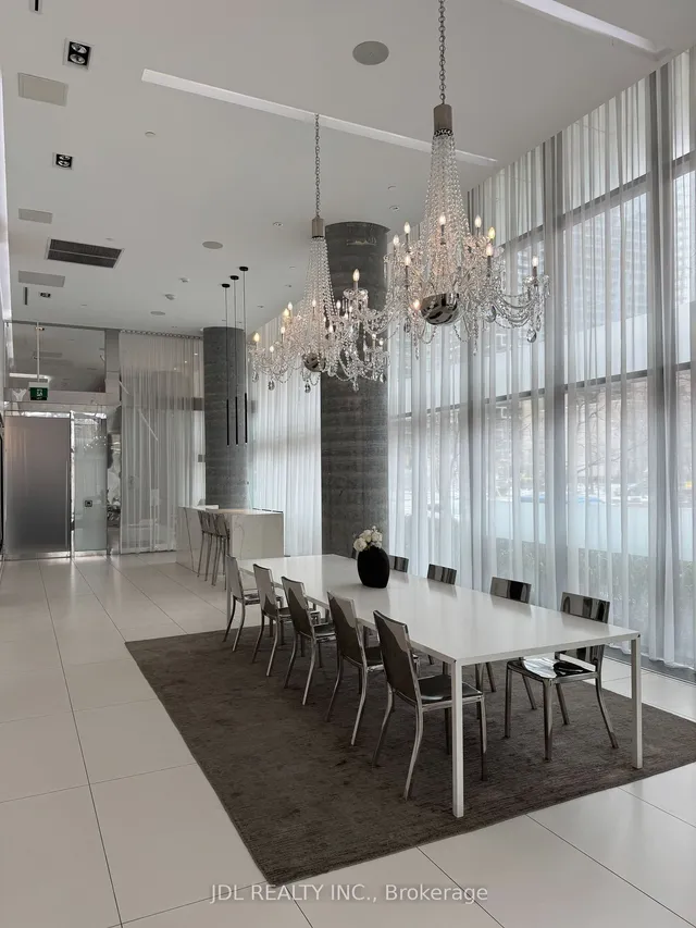 Additional image 6 of 185 Roehampton Ave Unit 1912