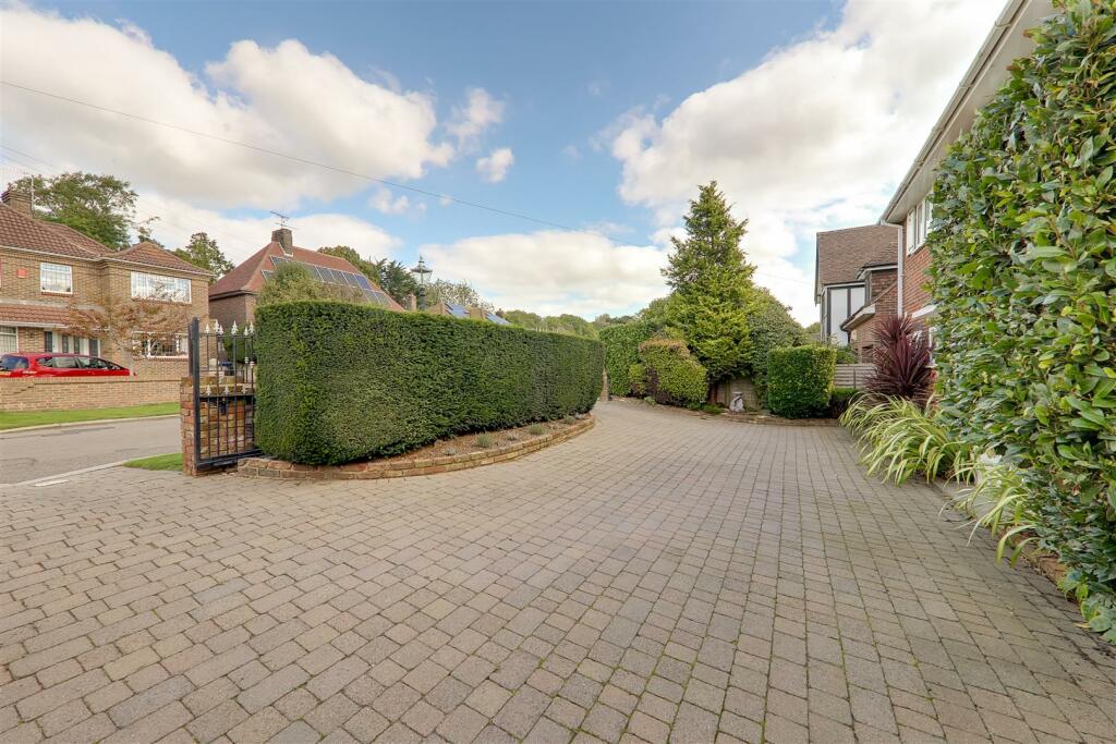 Additional image 31 of Hillside Avenue, Worthing