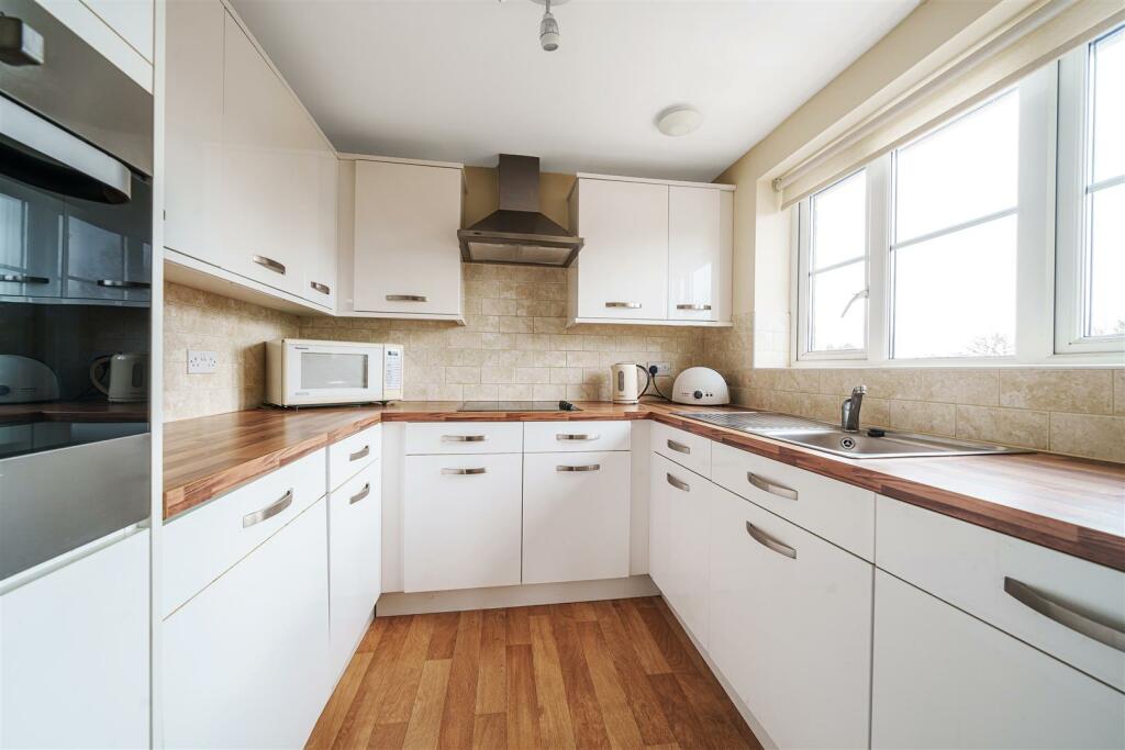 Additional image 20 of Bennett Lodge, Wimborne