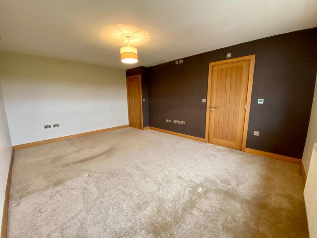 Additional image 20 of Morris Fold Barn, Slack Fold Lane, Farnworth, Bolton, Lancashire, BL4 0LJ