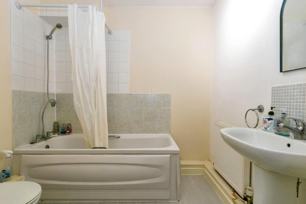 Additional image 11 of Warwick Road, POKESDOWN, Bournemouth, Dorset, BH7