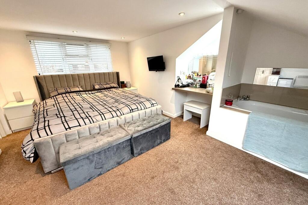 Additional image 8 of Chesterfield Road, Worthing, West Sussex, BN12 6BZ