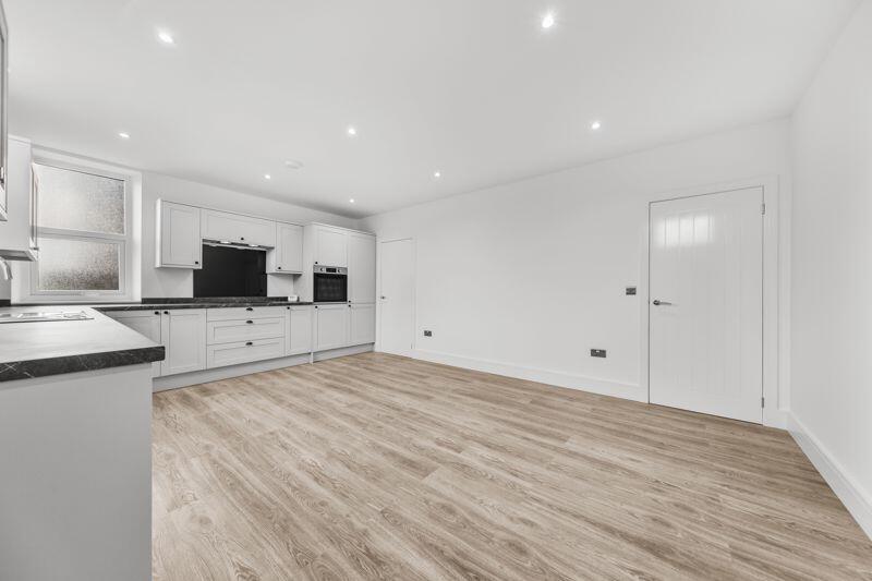 Additional image 5 of South Parade, Cleckheaton