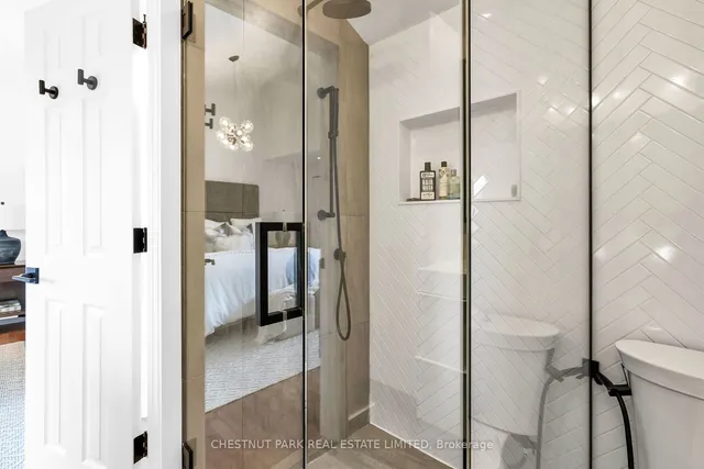 Additional image 18 of 70 Shaftesbury Ave Unit 3