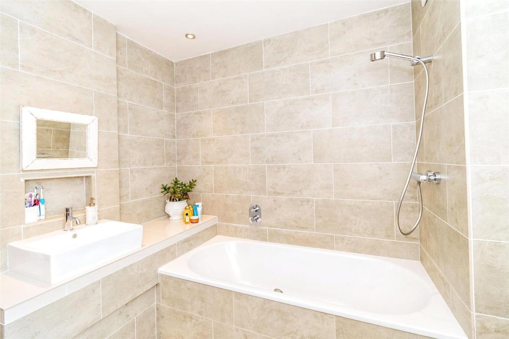 Additional image 9 of Appletree Close, New Milton