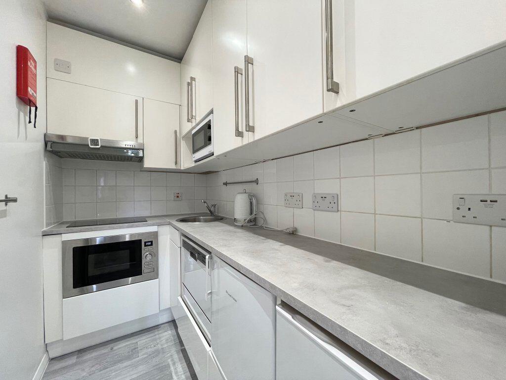 Additional image 8 of Hawkhurst Road - P1016