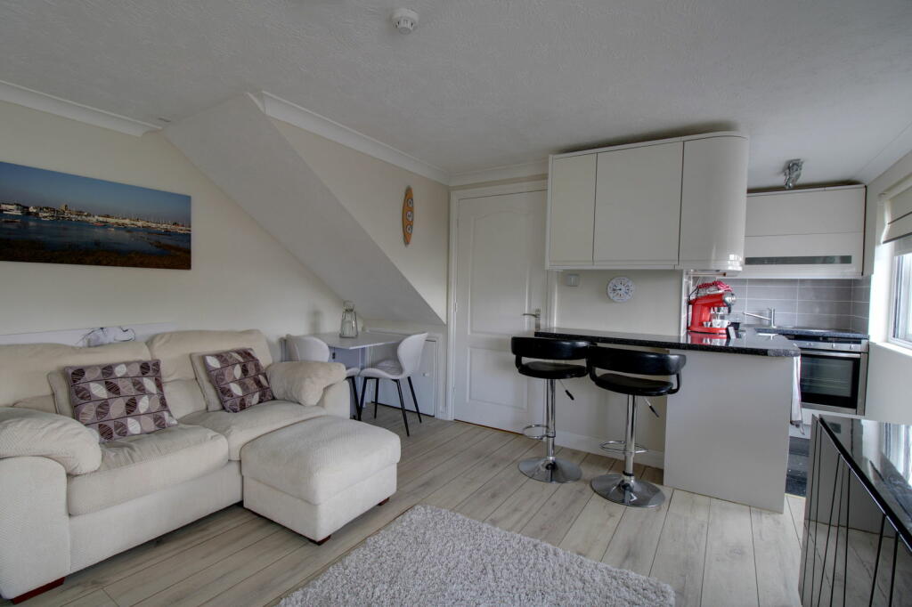 Additional image 4 of Diamond Waters, Lancing, BN15