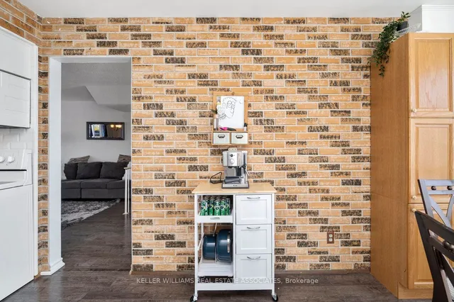 Additional image 15 of 44 Village Crt Unit 22