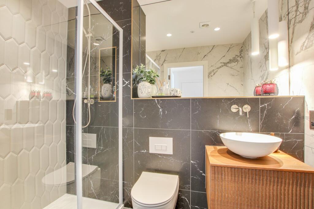 Additional image 13 of Wharncliffe Road, Highcliffe, Christchurch, BH23