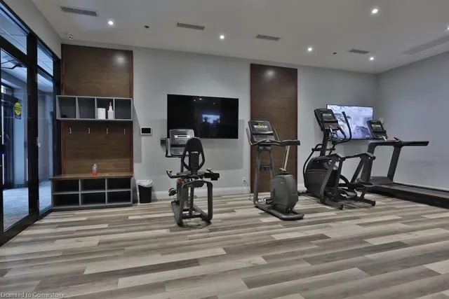 Additional image 38 of 1 Redfern Ave Unit 118