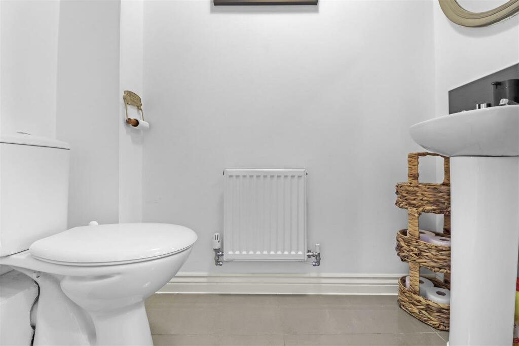 Additional image 16 of Barlow Place, Hailsham