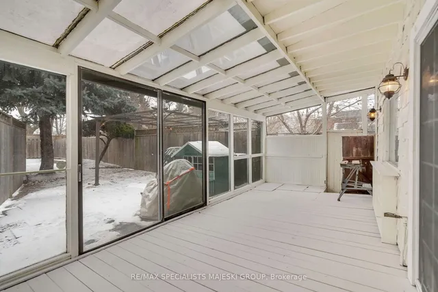 Additional image 20 of 34 Cavell Ave