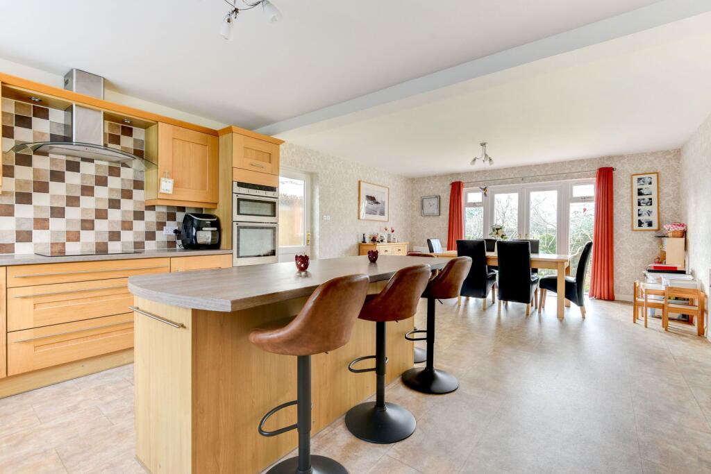 Additional image 32 of Honeysuckle Lane, High Salvington, Worthing, BN13