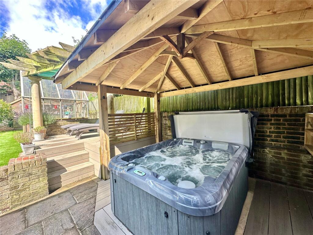 Additional image 18 of Milnthorpe Road, Meads, Eastbourne, BN20