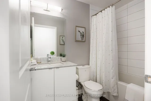 Additional image 14 of 59 Annie Craig Dr Unit 907