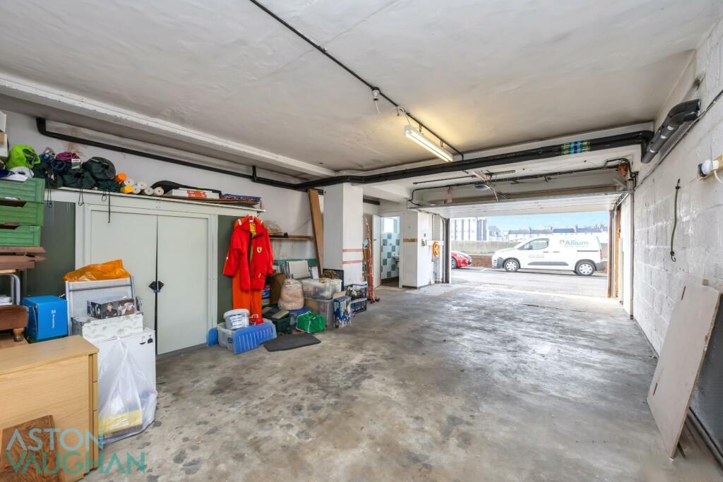 Additional image 19 of Marine Drive, Brighton