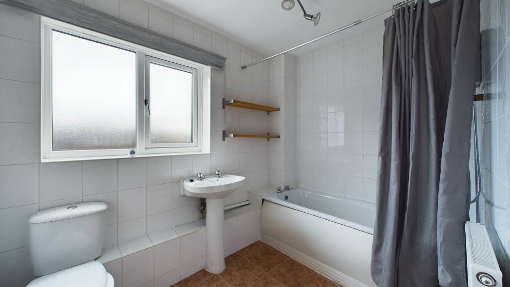 Additional image 9 of Glenroyd Avenue, Bradford, BD6