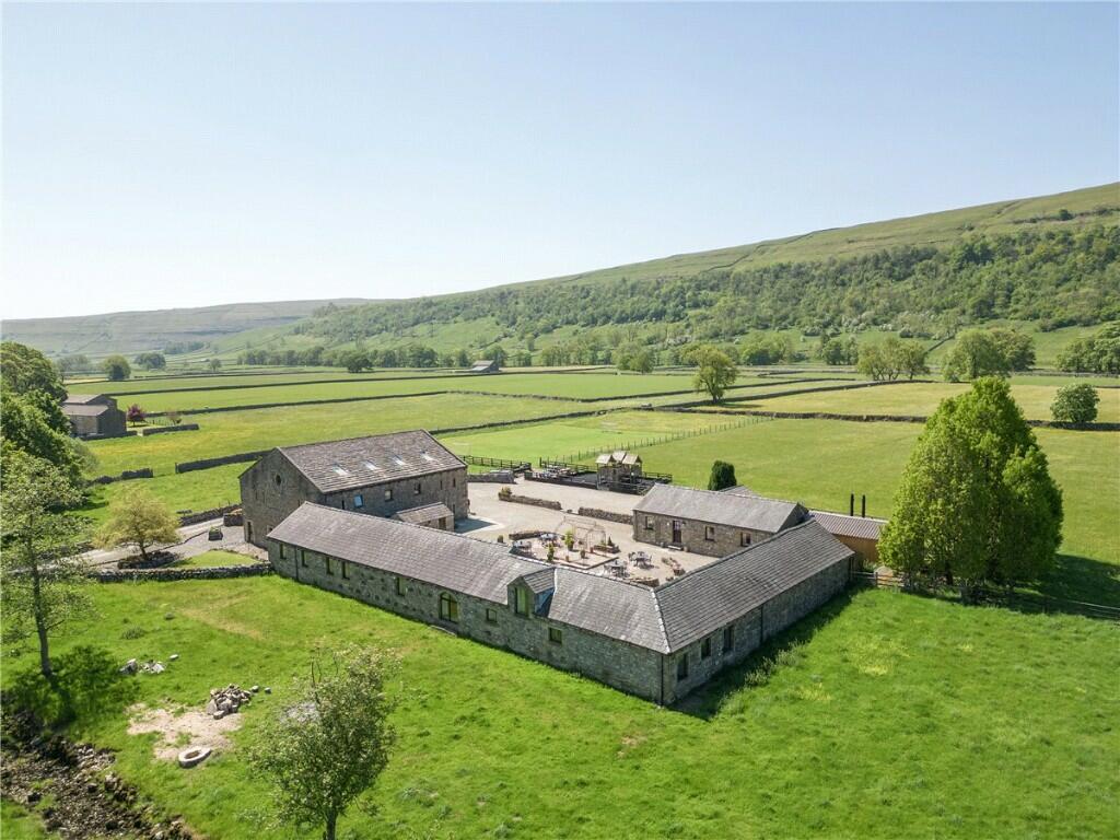 Additional image 36 of Stonelands Farmyard Cottages and Dubb Croft Barn, Litton, Near Skipton, North Yorkshire, BD23