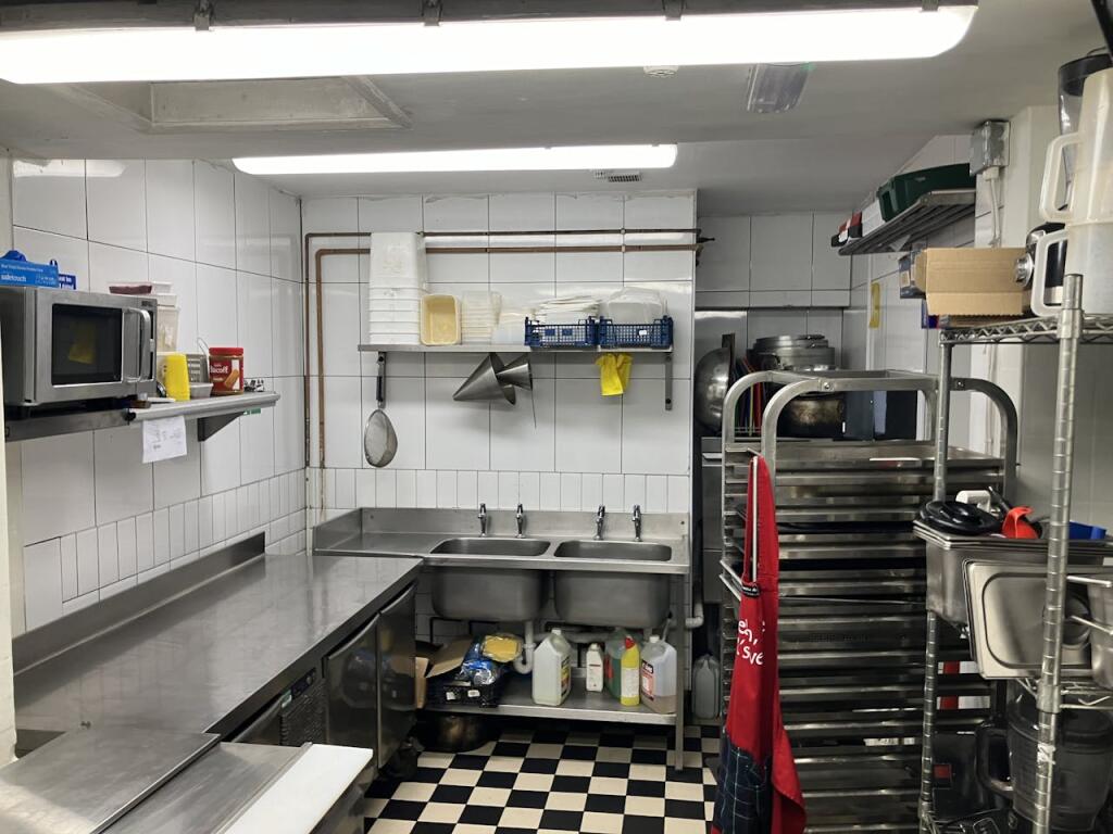 Additional image 6 of Roundhill, 100 Ditchling Road, Brighton, BN1 4SG