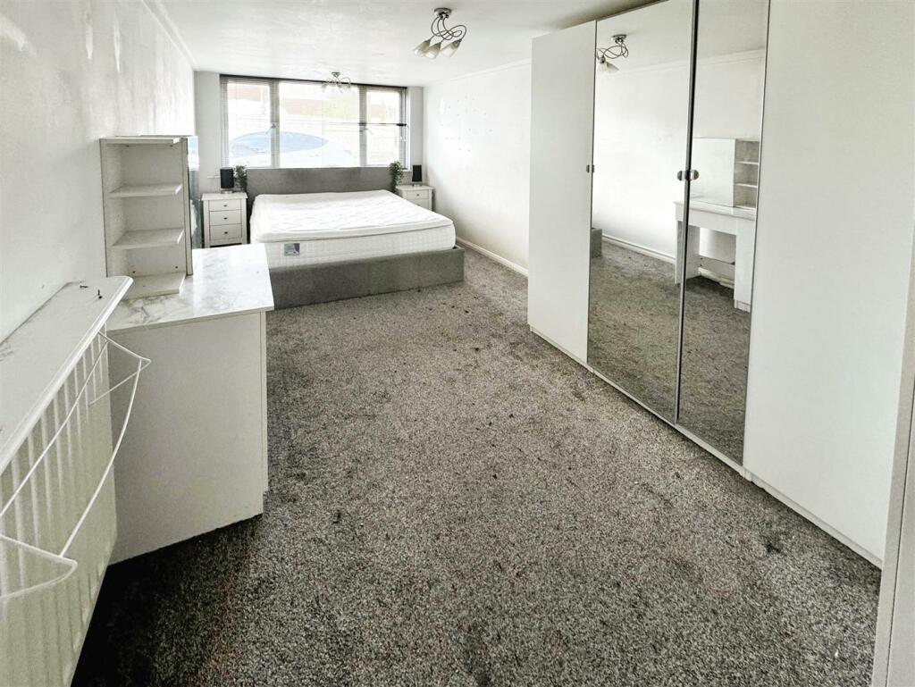 Additional image 4 of Heathfield Road, West Moors