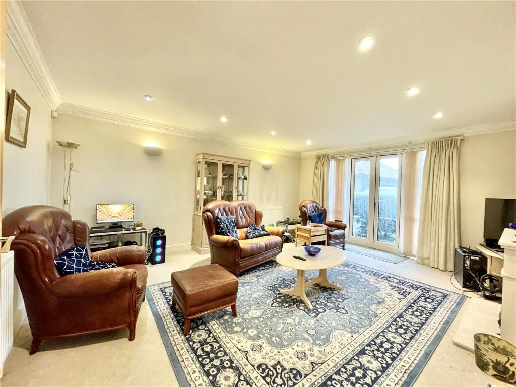 Additional image 4 of Stuart Road, Highcliffe On Sea, Christchurch, Dorset, BH23