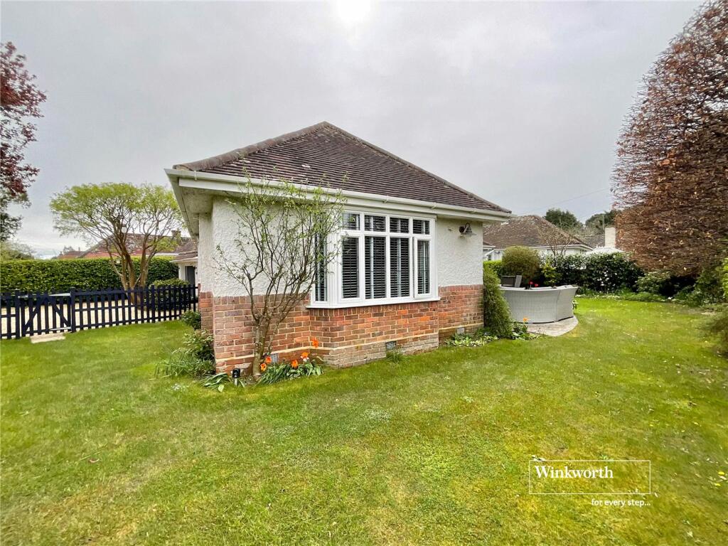 Additional image 16 of Woodland Way, Highcliffe, Dorset, BH23