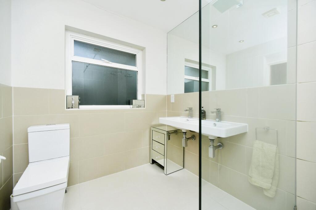 Additional image 15 of The Cliff, Brighton, BN2