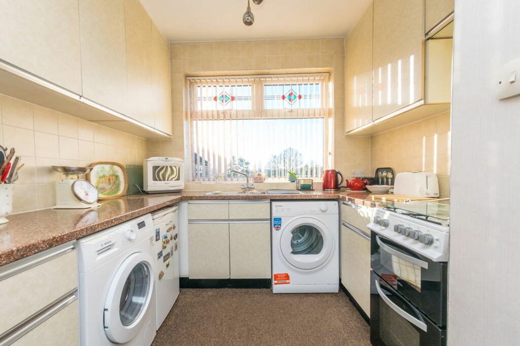Additional image 12 of Halifax Road, Cleckheaton, BD19