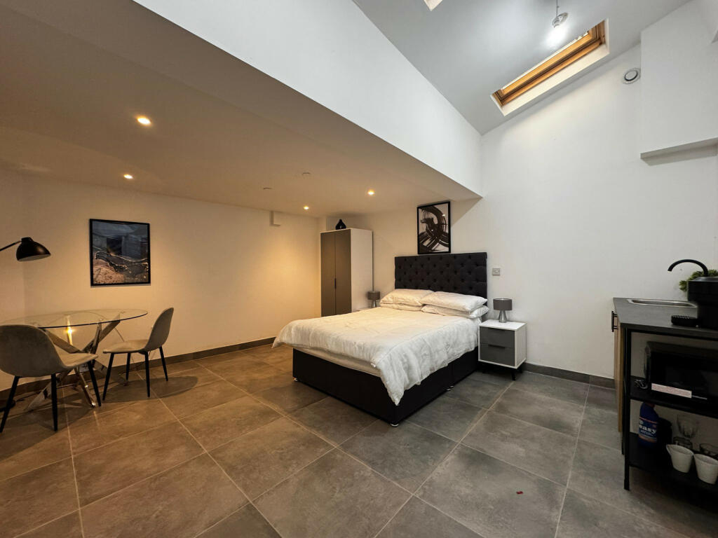 Silver Street, Bury, BL9