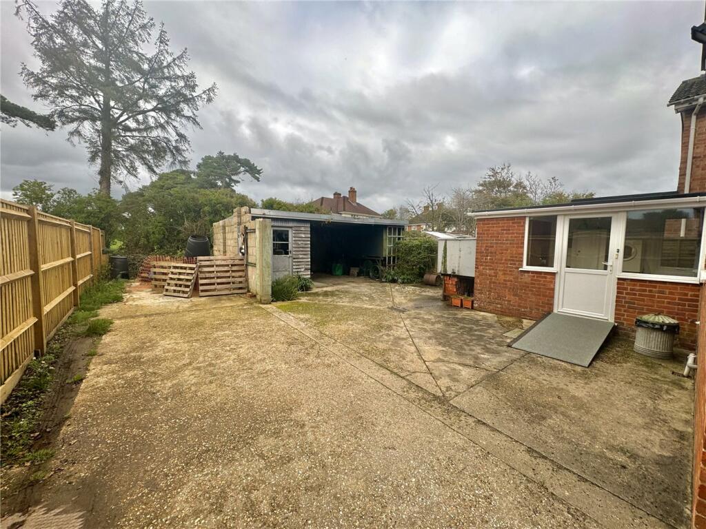 Additional image 9 of Andrew Lane, New Milton, Hampshire, BH25