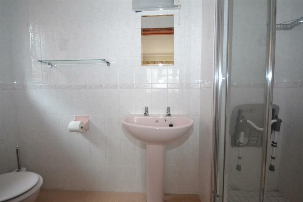 Additional image 16 of Noon Hill Drive, Verwood