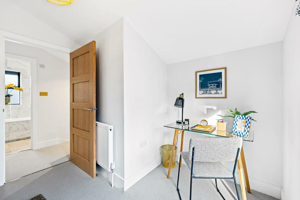 Additional image 21 of Howard Terrace, Brighton