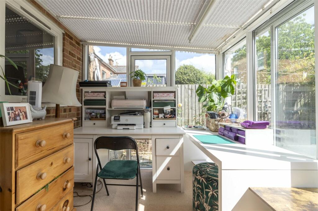 Additional image 10 of Avenue Road, Wimborne, Dorset, BH21