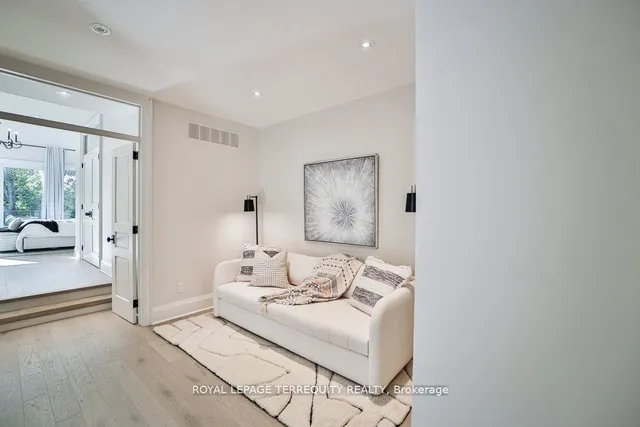 Additional image 25 of 84 Blantyre Ave