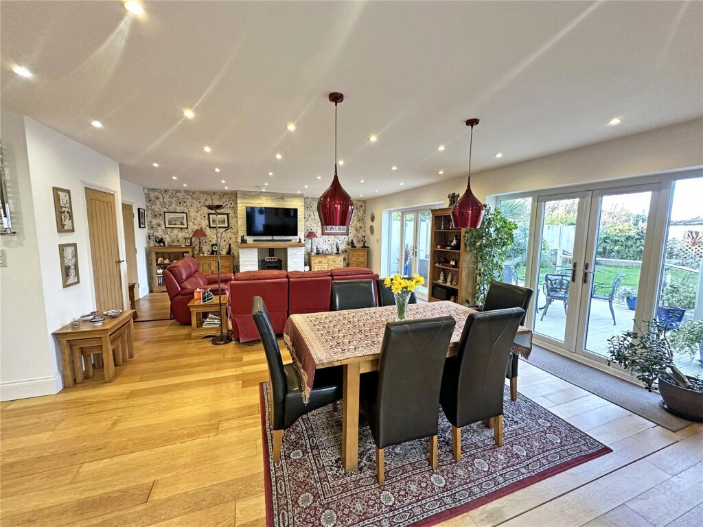 Additional image 6 of Beechwood Avenue, New Milton, Hampshire, BH25
