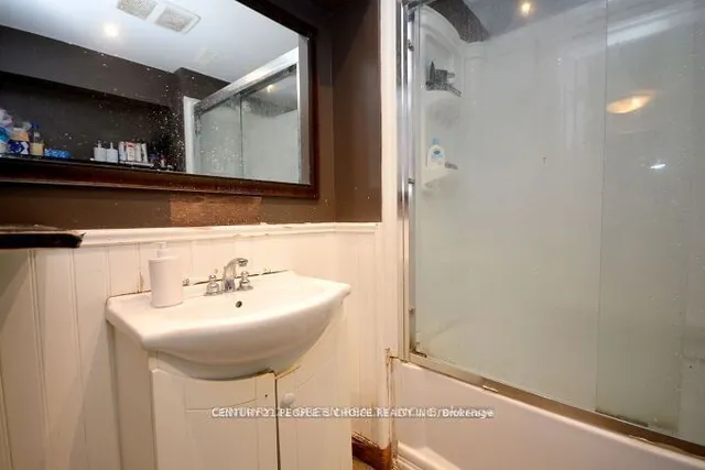 Additional image 14 of 26 Milford Cres