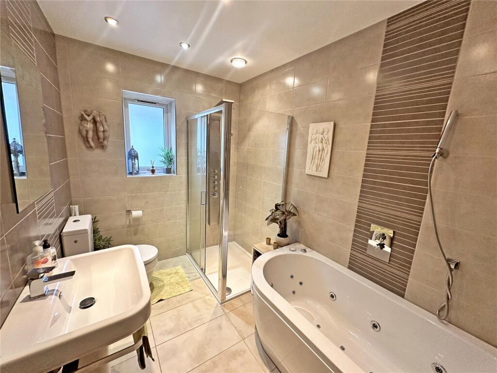Additional image 14 of Beechwood Avenue, New Milton, Hampshire, BH25