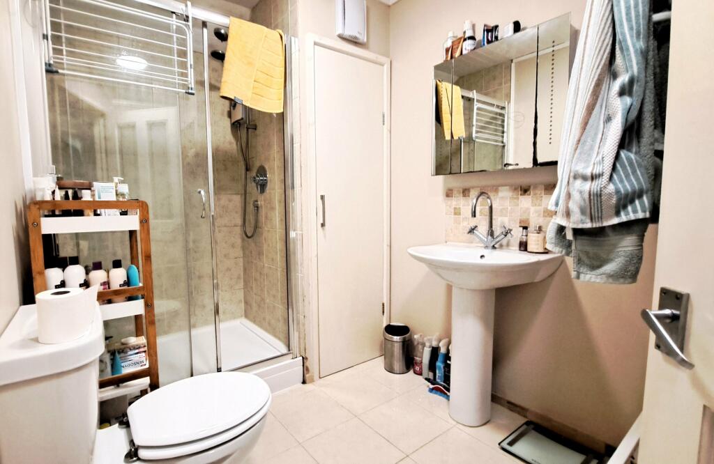 Additional image 23 of Derritt Lane