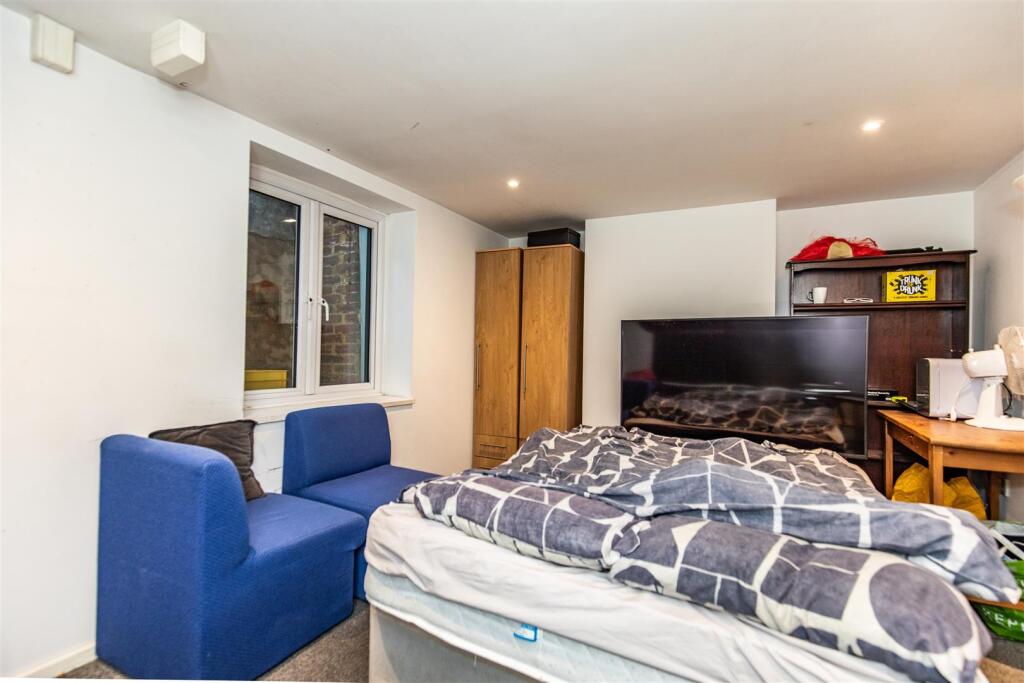 Additional image 8 of Viaduct Road, Brighton