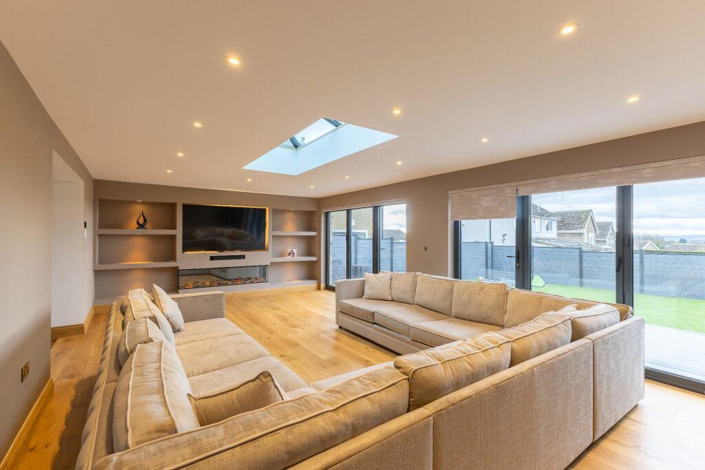 Additional image 7 of Westfield Lane, Wyke, BD12 9BY