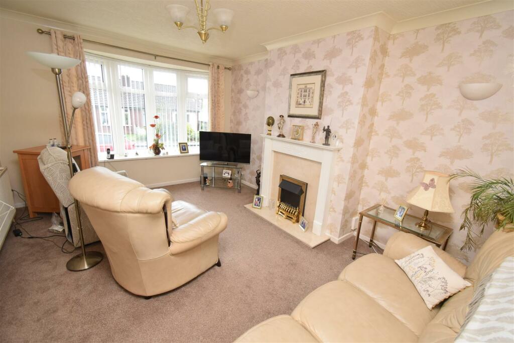 Additional image 2 of Beehive Green, Westhoughton, BL5 3HS