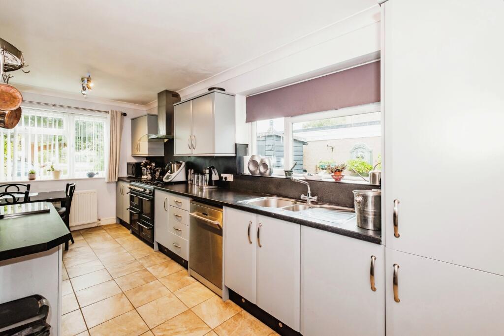 Additional image 13 of Holly Drive, Littlehampton, BN17