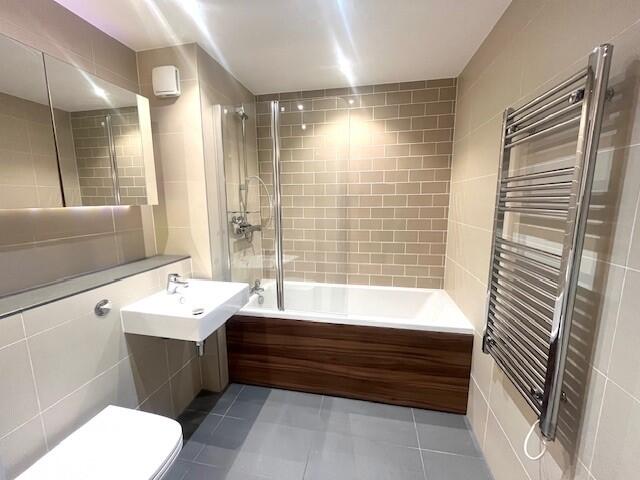 Additional image 4 of The Helm, Holdenhurst Road