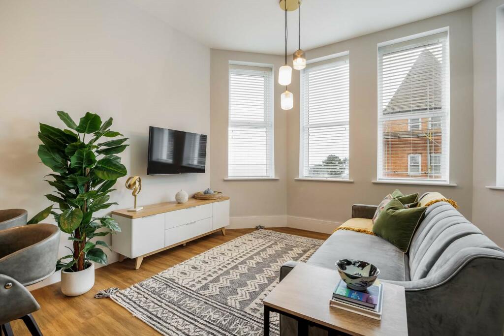 Additional image 6 of West Cliff Gardens, Bournemouth - 9